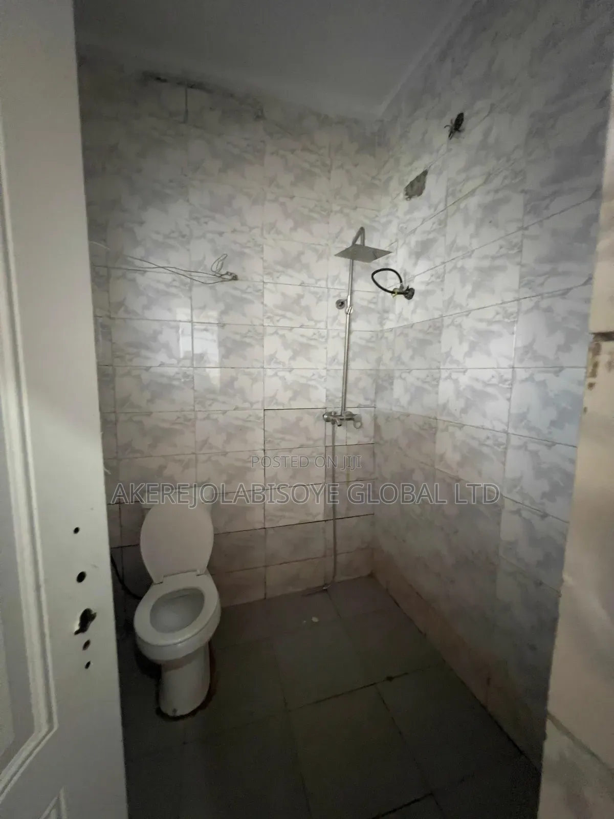 3bdrm Bungalow in In An Estate Around, Life Camp for sale in Life Camp