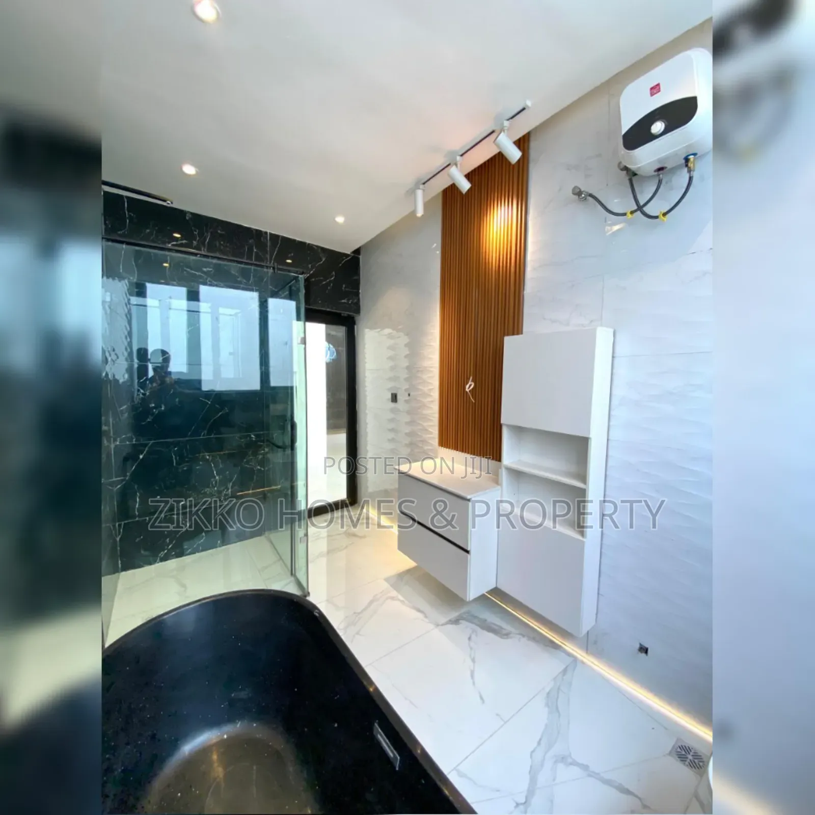 5bdrm Duplex in Ologolo, Lekki for sale in Lekki