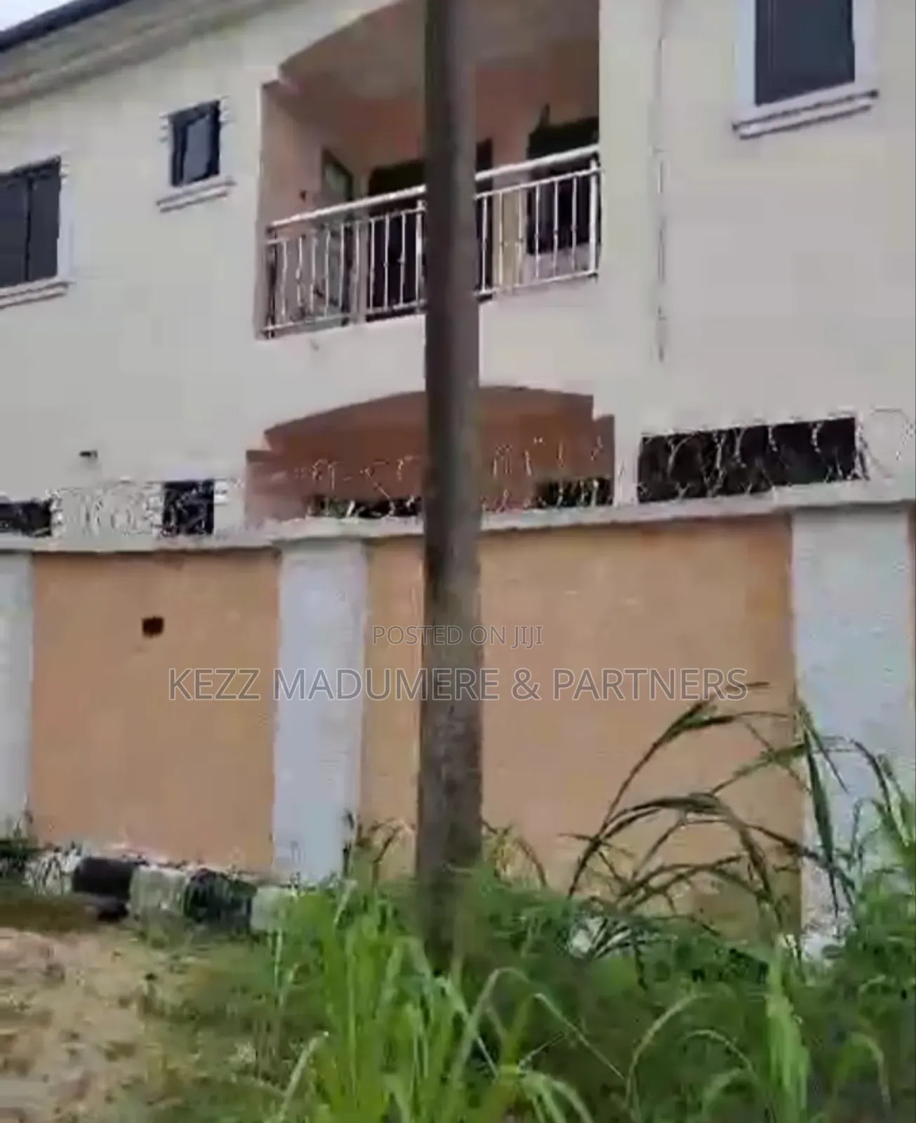 5bdrm Duplex in Agbama Housing, Umuahia for sale in Umuahia