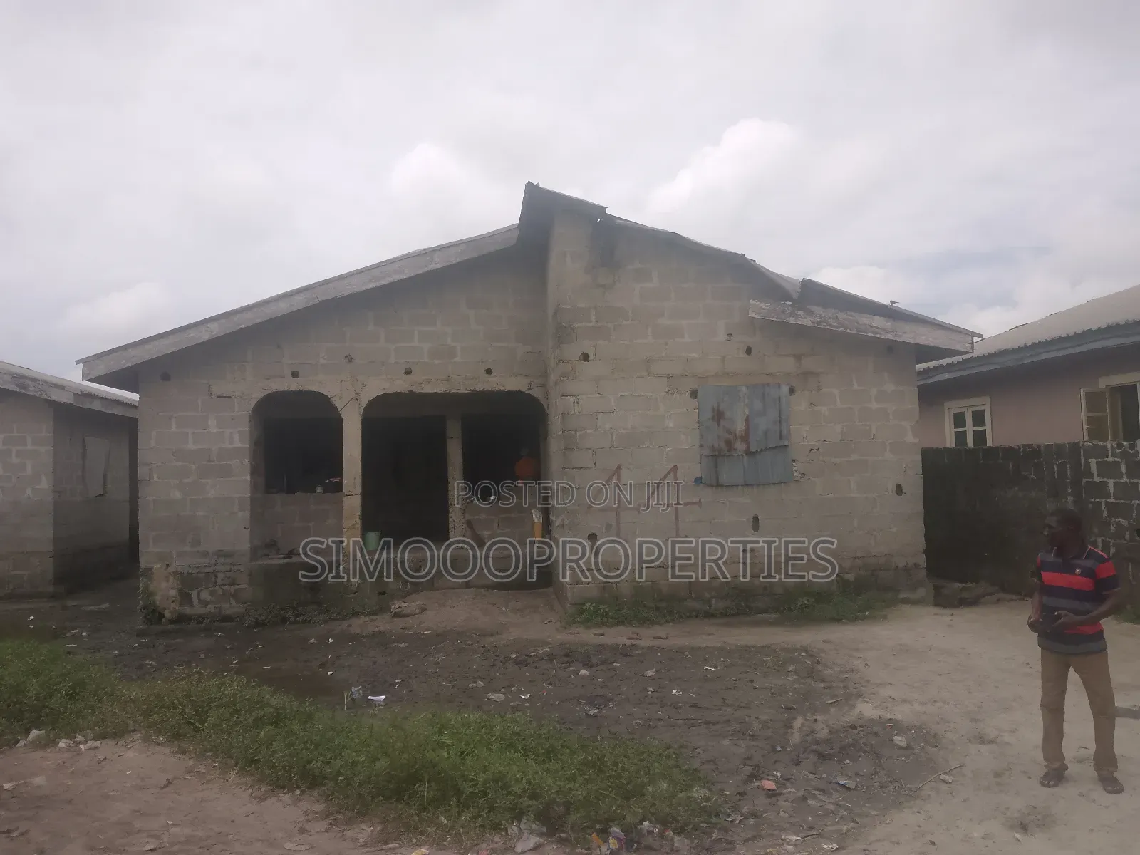 3bdrm Bungalow in Afribank, Igando-Oloja for sale in Igando-Oloja