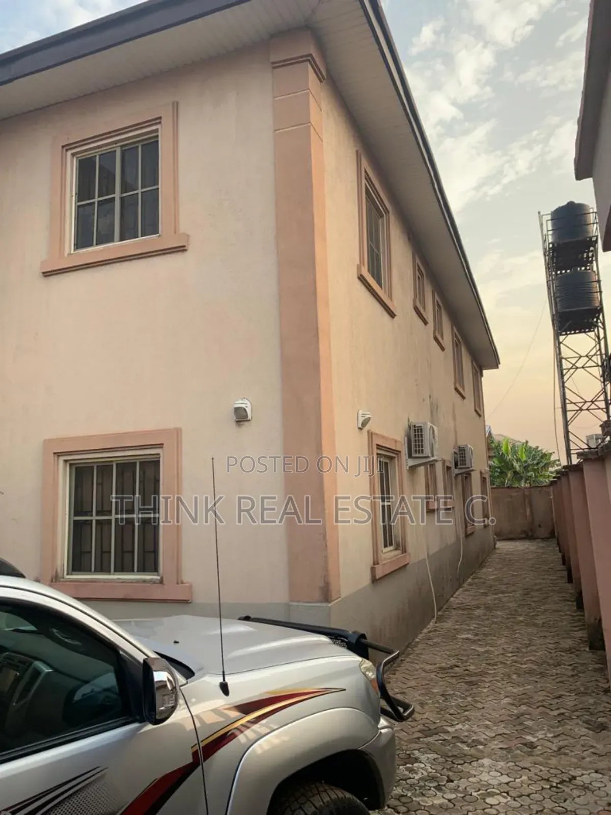 4bdrm Block of Flats in Second Ugbor,Gra, Benin City for sale in Benin City