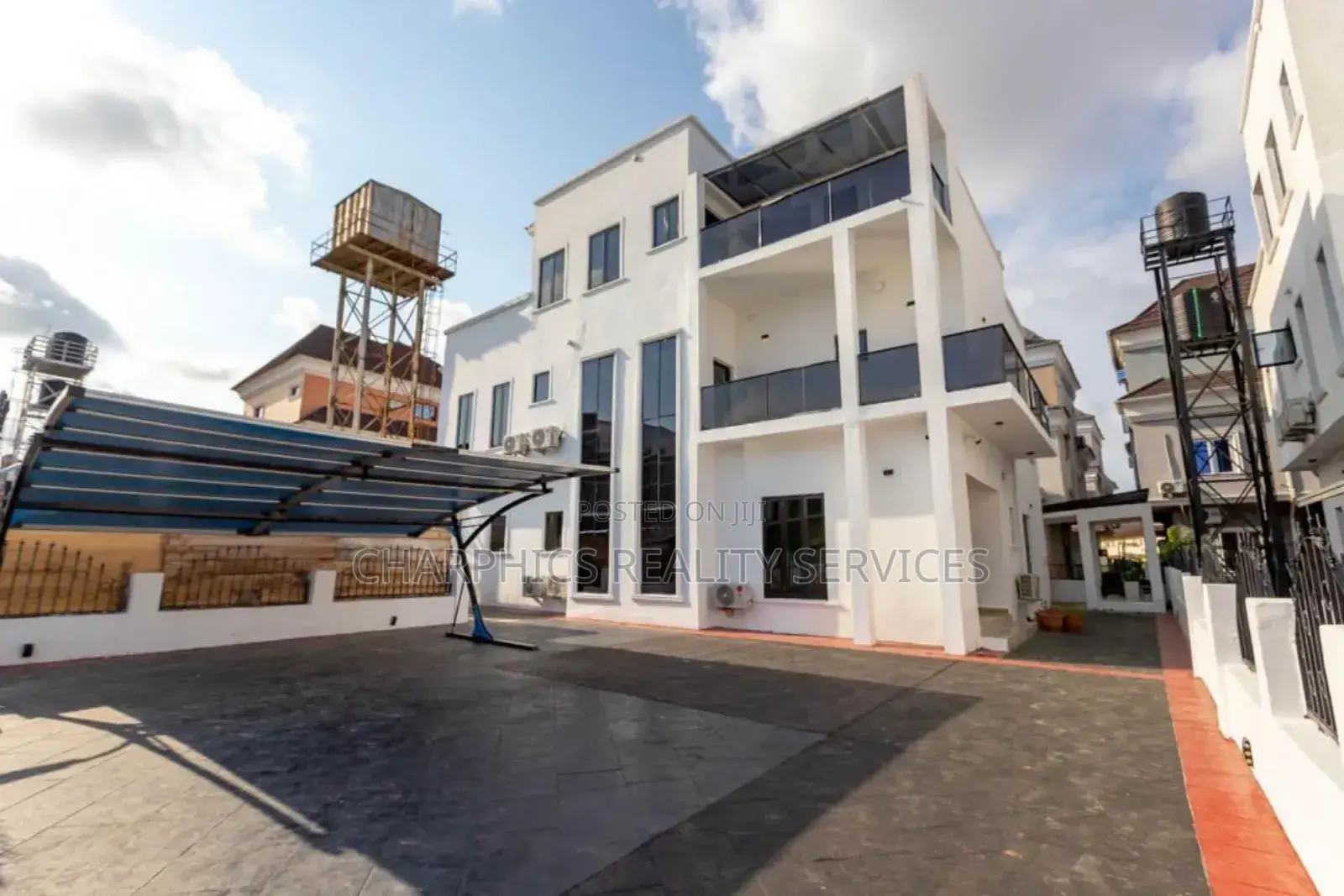 Furnished 4bdrm Duplex in Lekki for sale in Lekki