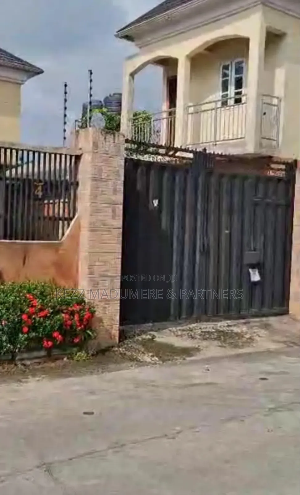 5bdrm Duplex in Inside An Estate ,, Port-Harcourt for sale in Port-Harcourt