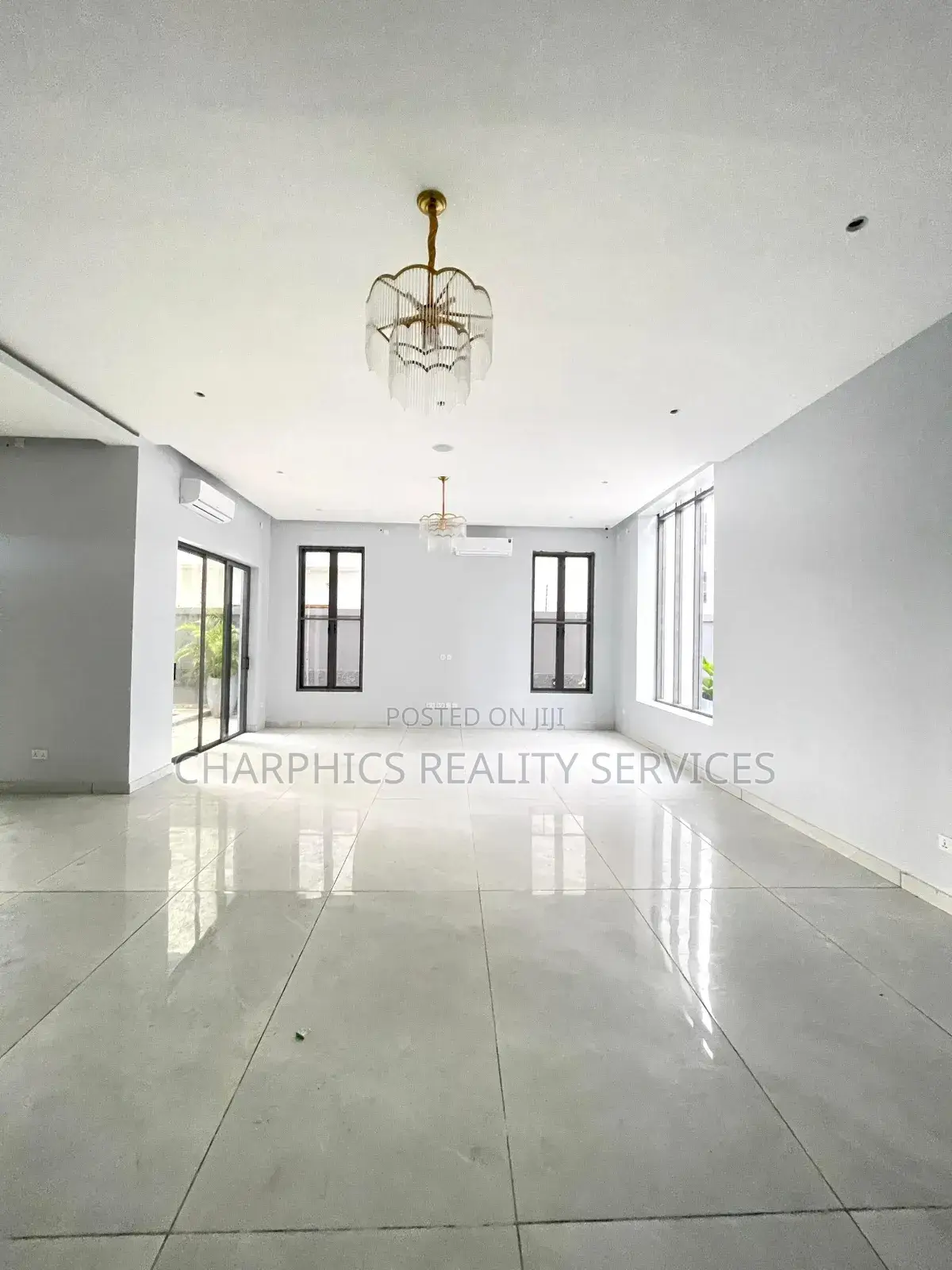 5bdrm Duplex in $1.6B, Ikoyi for sale in Ikoyi