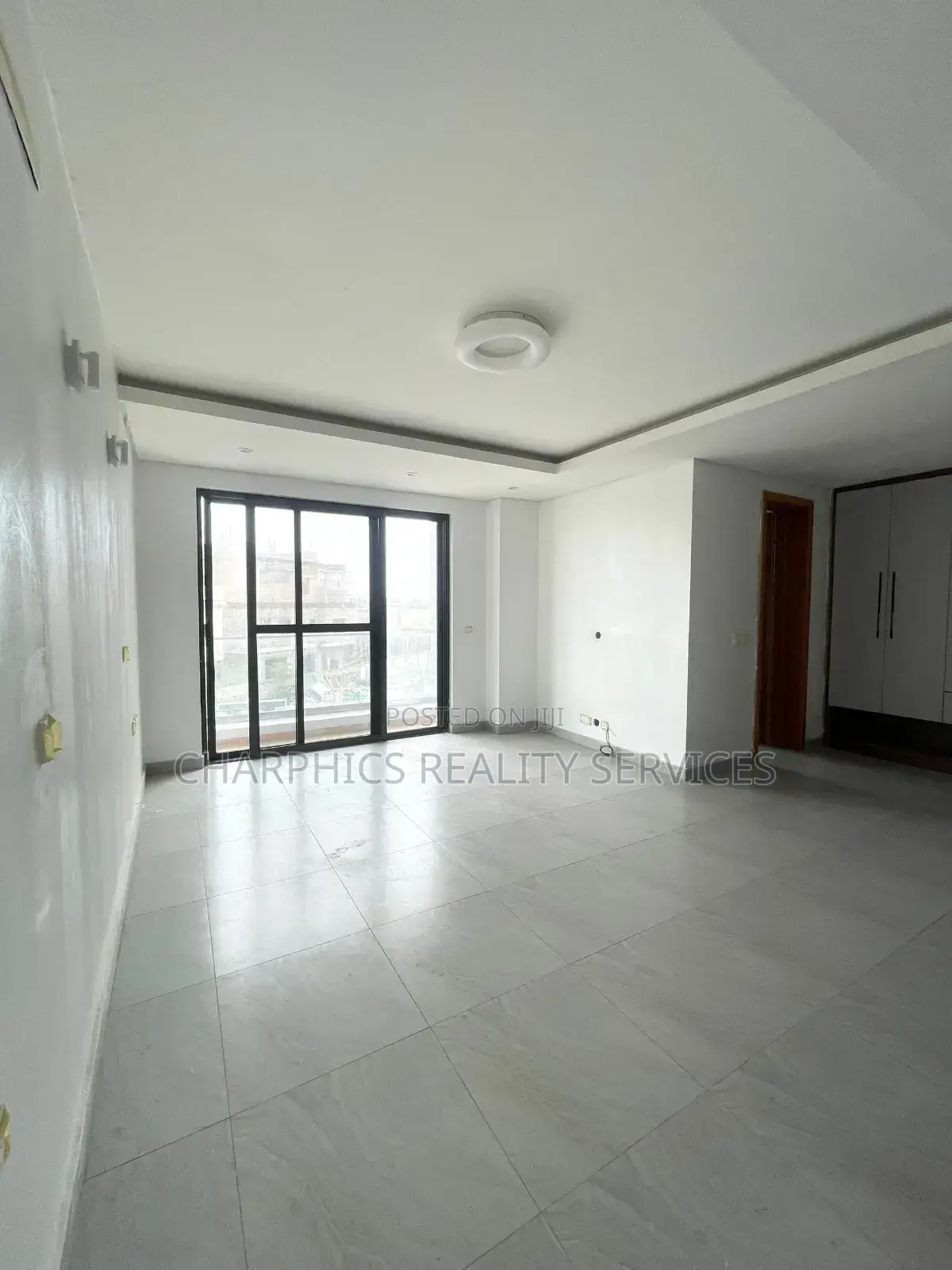 5bdrm Townhouse/Terrace in Lekki Phase 1 for sale in Lekki Phase 1