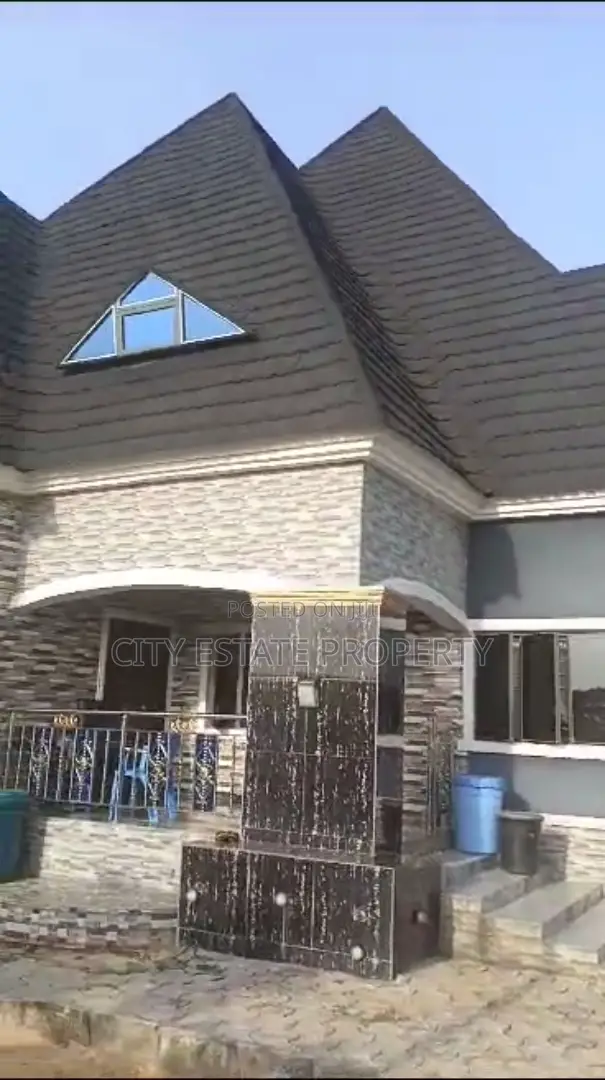 Furnished 5bdrm Bungalow in City Estate, Yenagoa for sale in Yenagoa