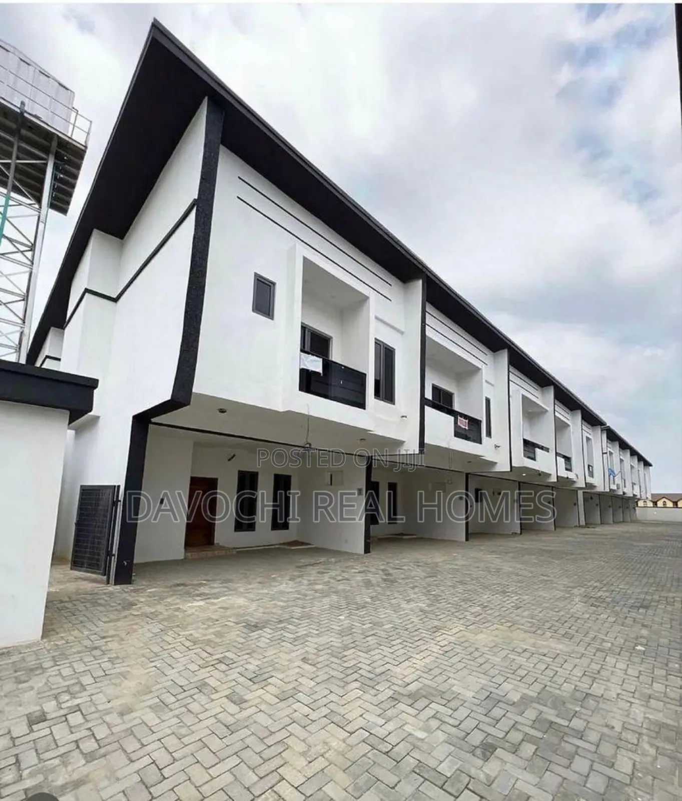 4bdrm Duplex in Ikota Lekki for rent in Lekki