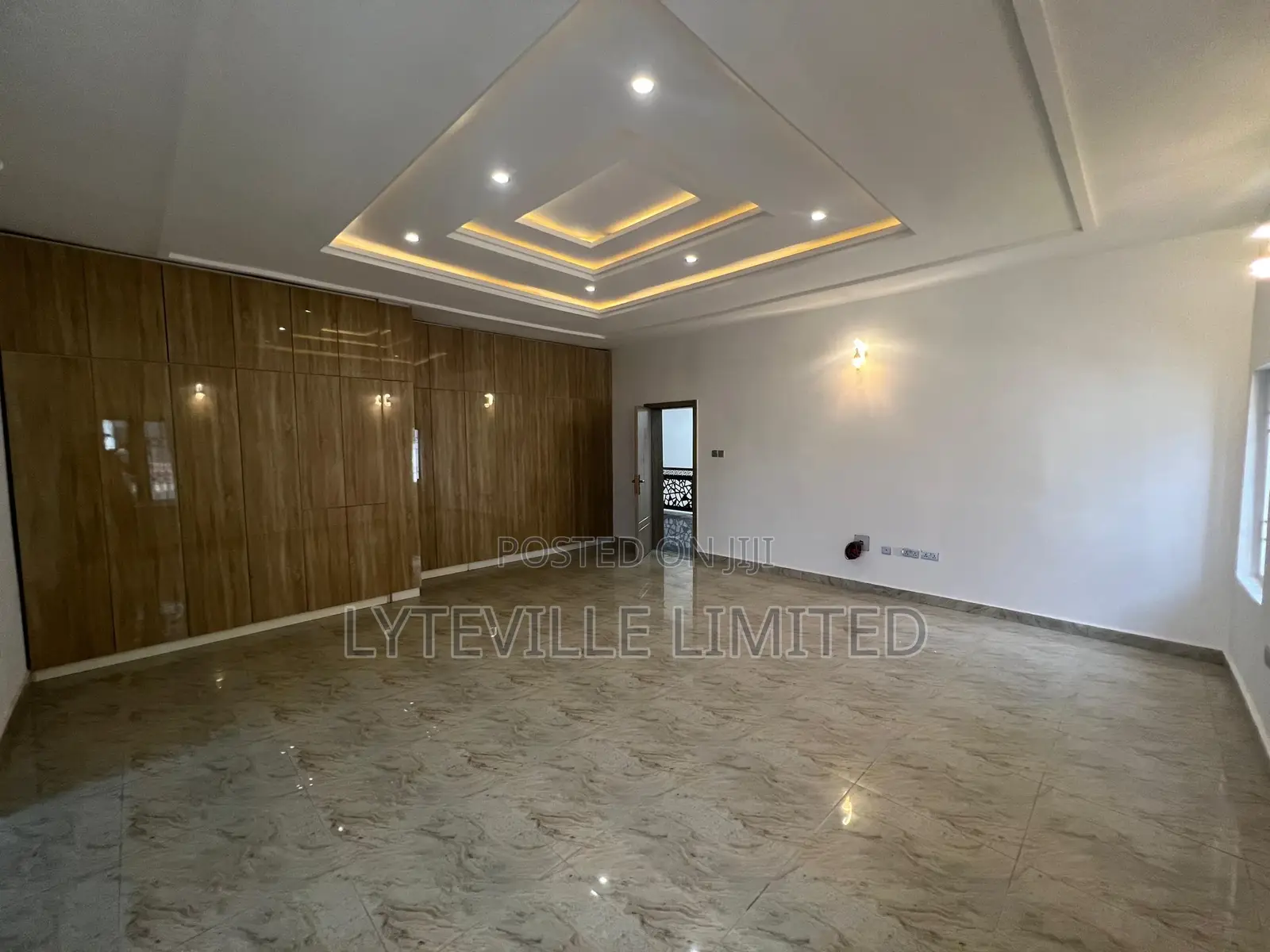 5bdrm Duplex in Asokoro for sale in Asokoro