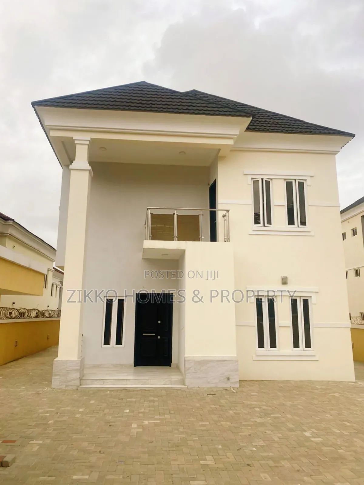 5bdrm Duplex in Lekki for sale in Lekki