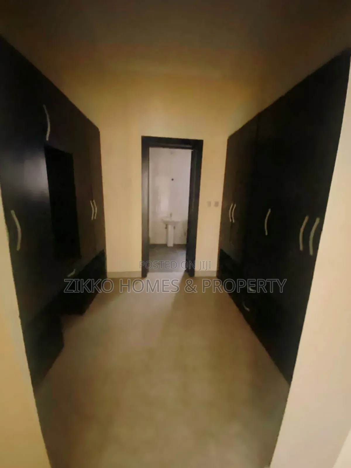 5bdrm Duplex in Lekki for sale in Lekki