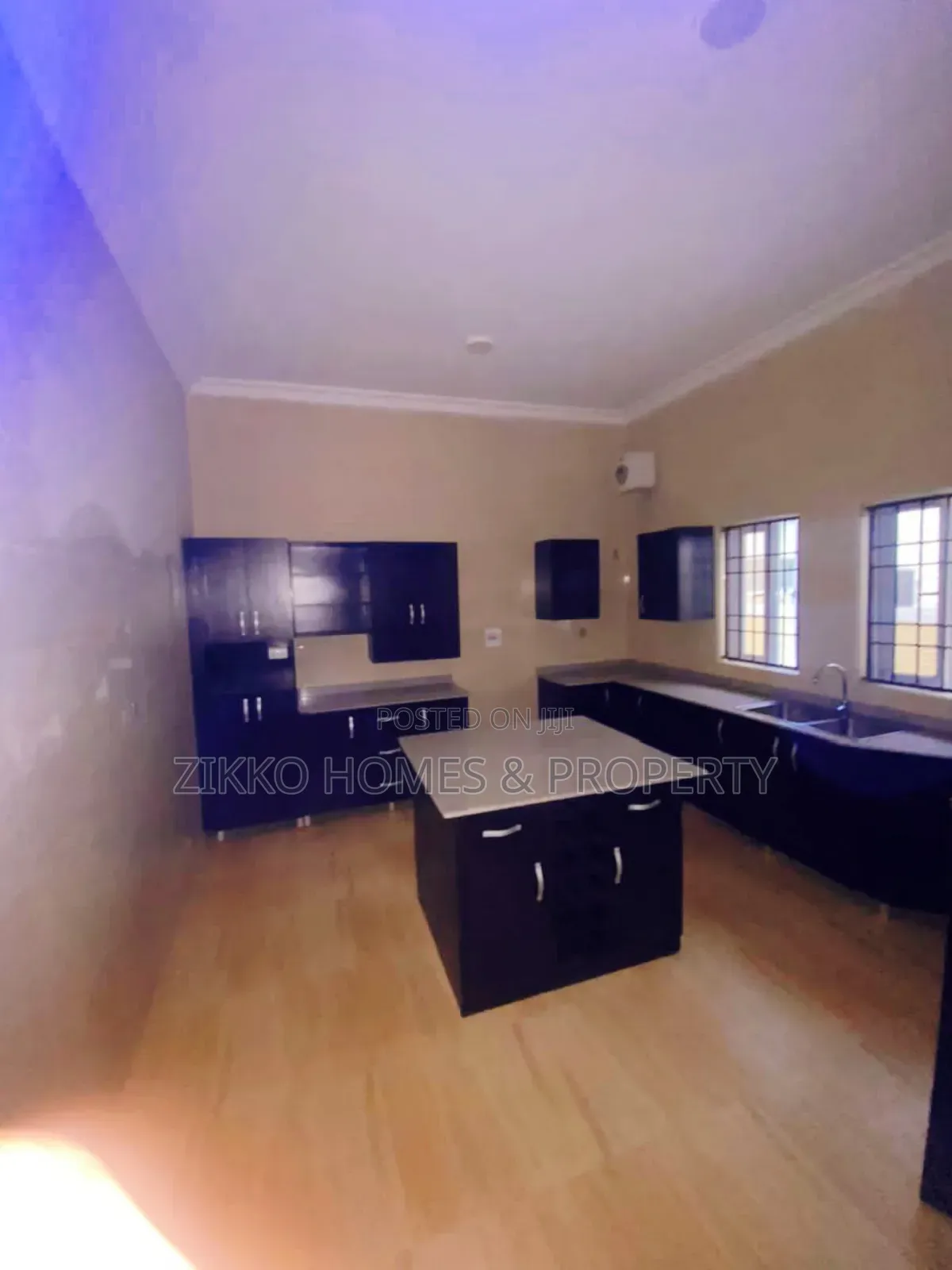 5bdrm Duplex in Lekki for sale in Lekki