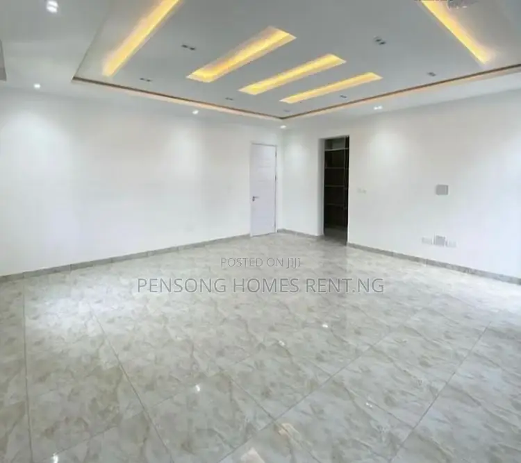 4bdrm Duplex in Victoria Island for rent in Victoria Island