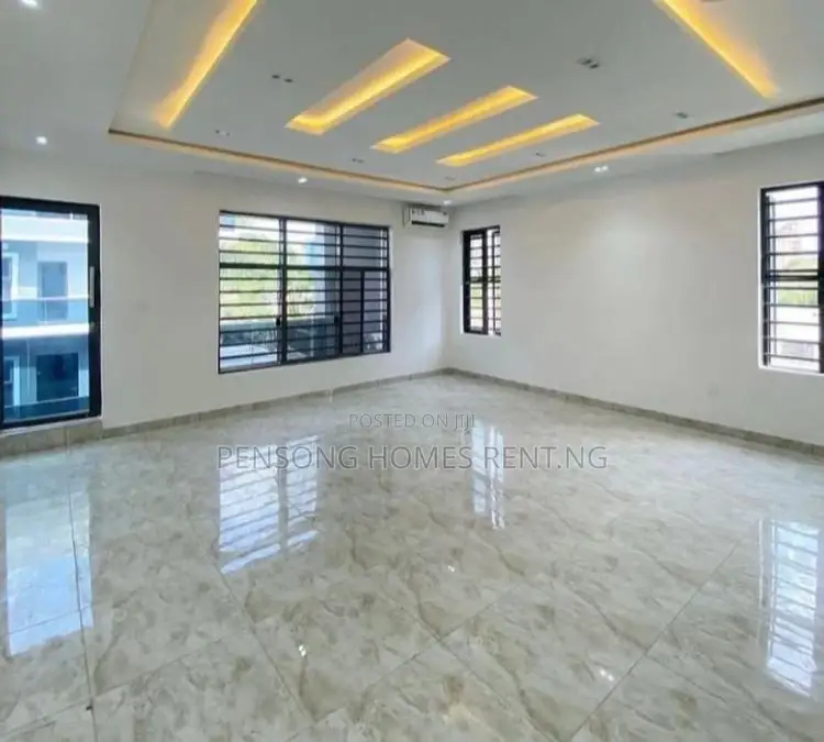 4bdrm Duplex in Victoria Island for rent in Victoria Island