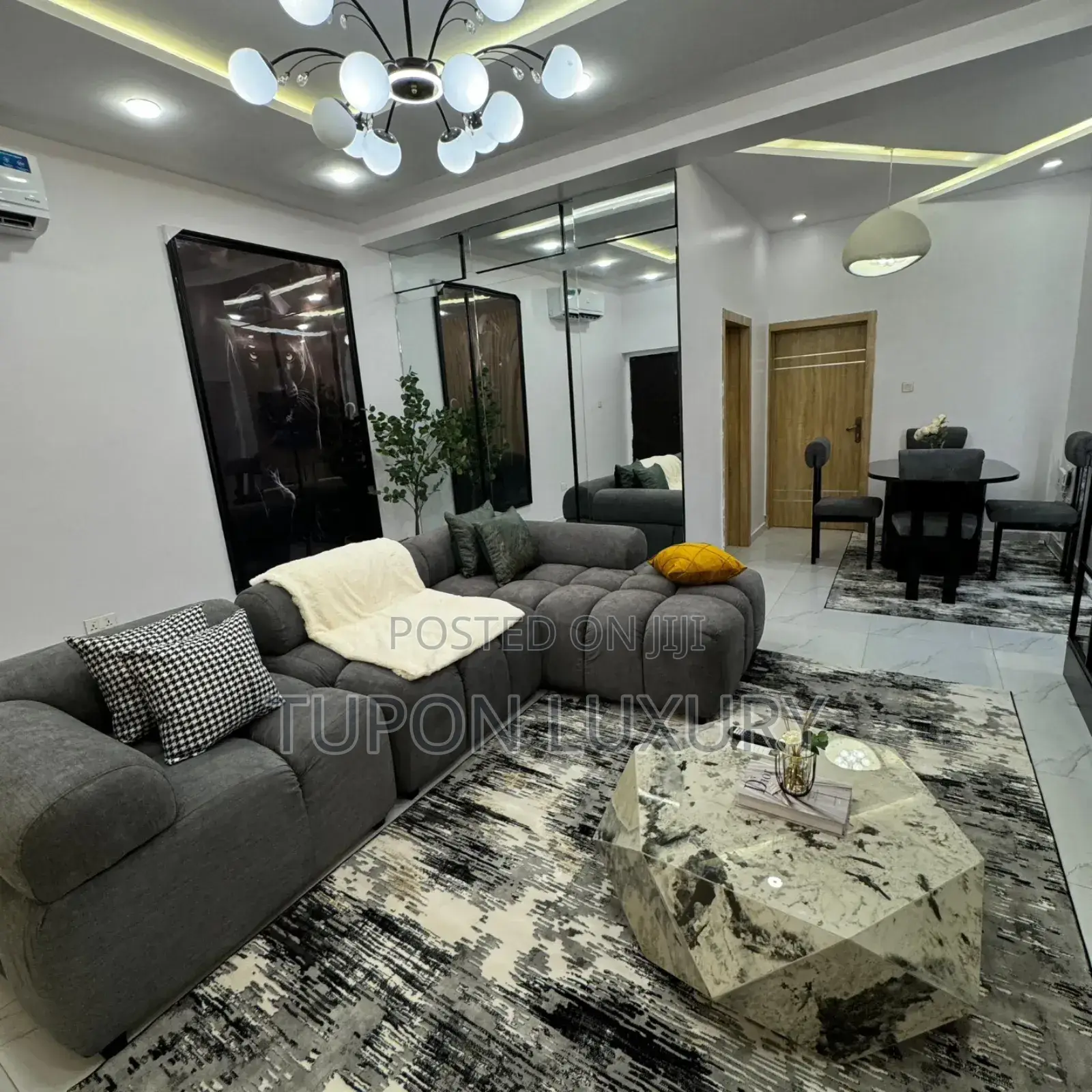2 Bedroom Apartment With Private Cinema, Bathtub and Ps5. in Lekki Phase 1