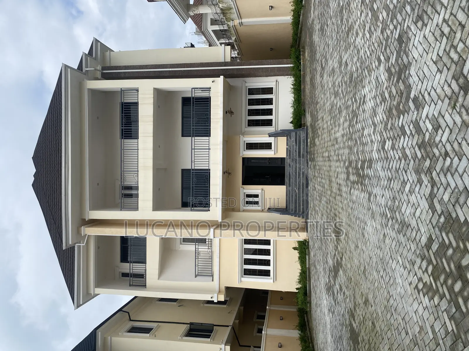 6bdrm Duplex in Asokoro Main for sale in Asokoro