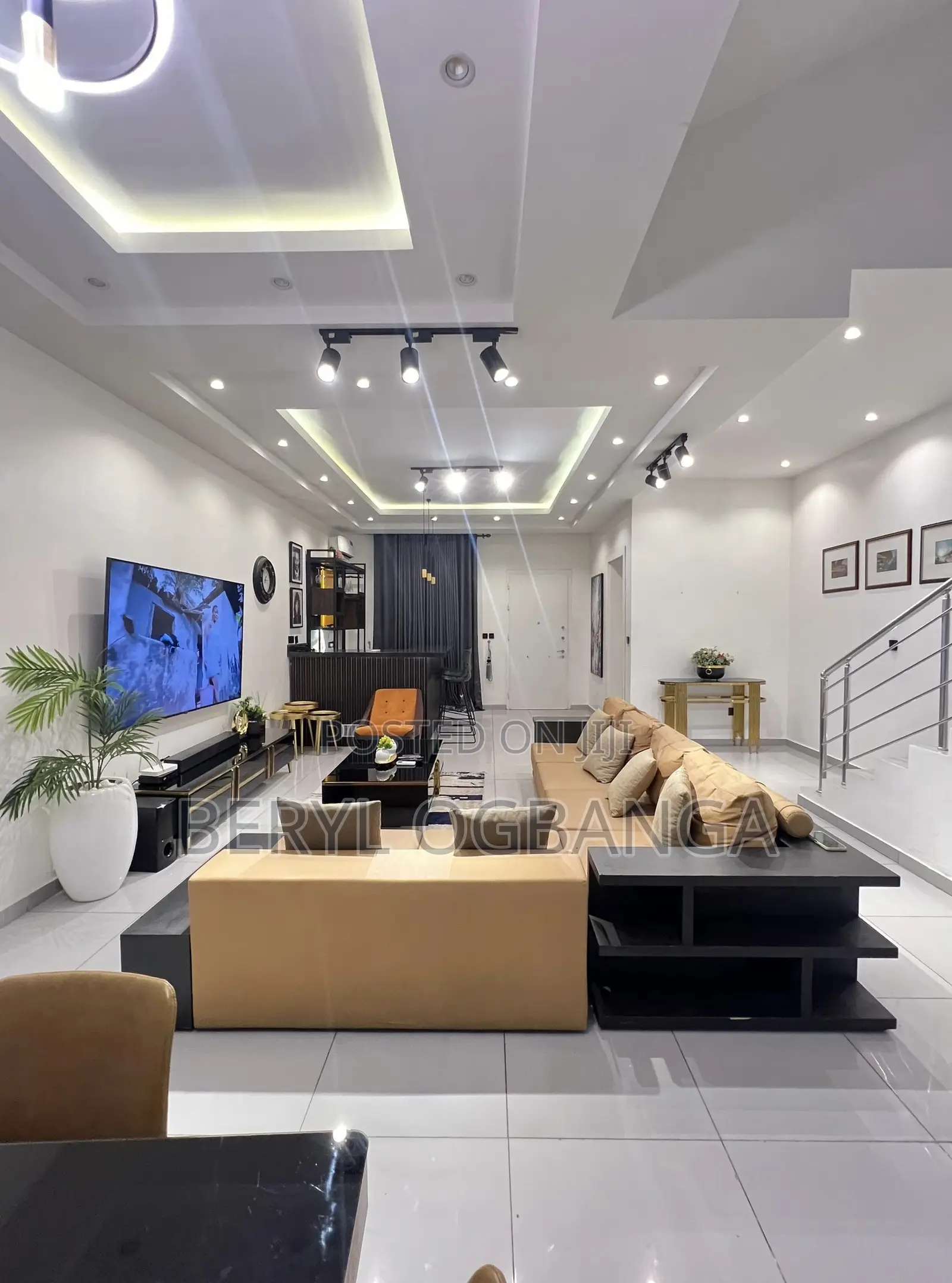 4 Bedroom Waterfront Shortlet in Lekki Phase 1