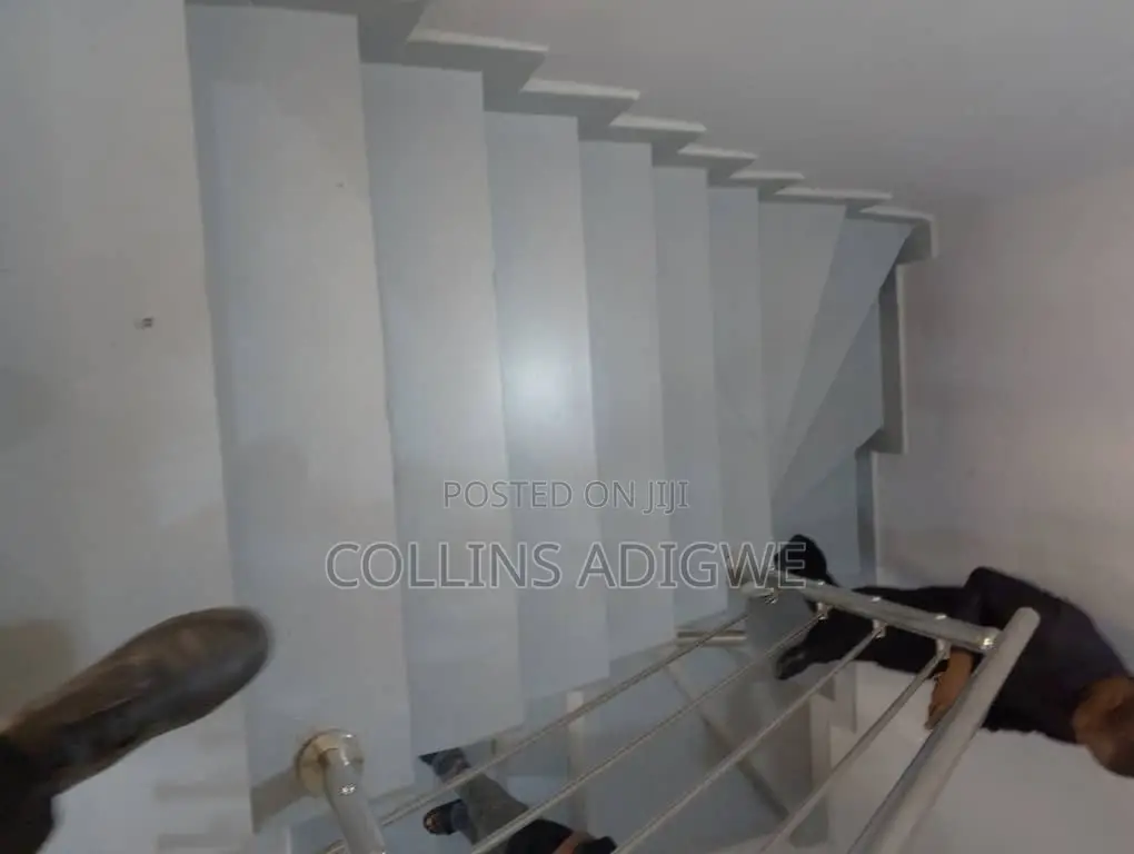3bdrm Apartment in Victoria Island for sale in Victoria Island