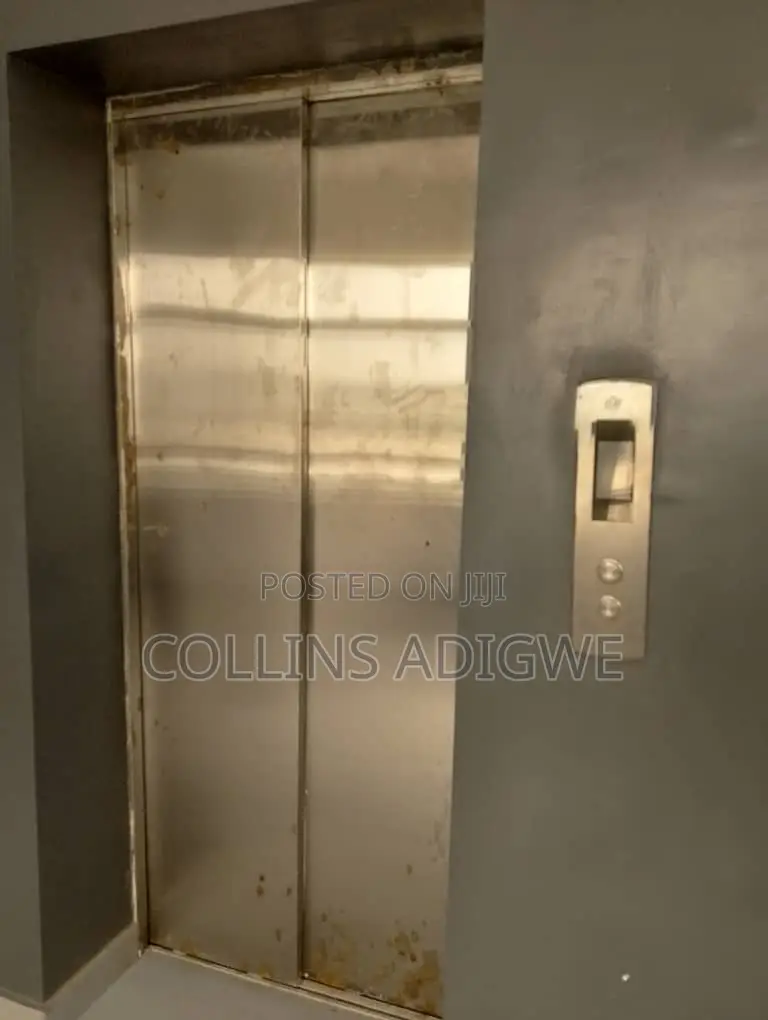 3bdrm Apartment in Victoria Island for sale in Victoria Island