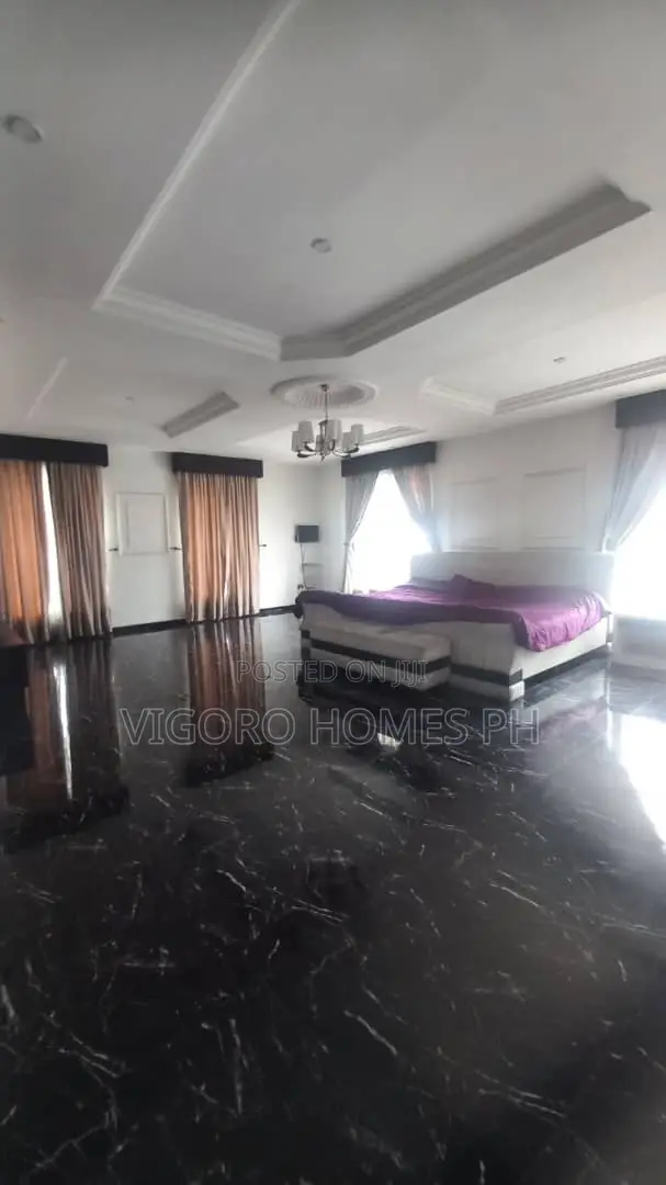5bdrm Duplex in Chinda, Port-Harcourt for sale in Port-Harcourt