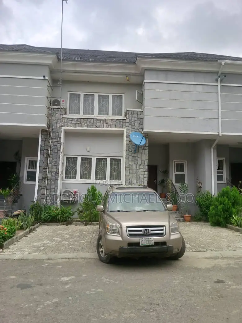 4bdrm Townhouse/Terrace in Brookshore Residence, Karsana in Karsana