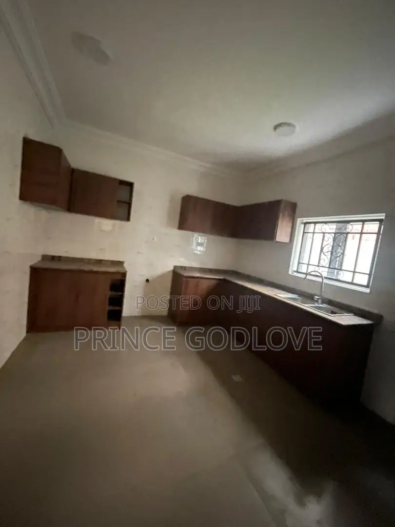 3bdrm Block of Flats in Dawaki for sale in Dawaki