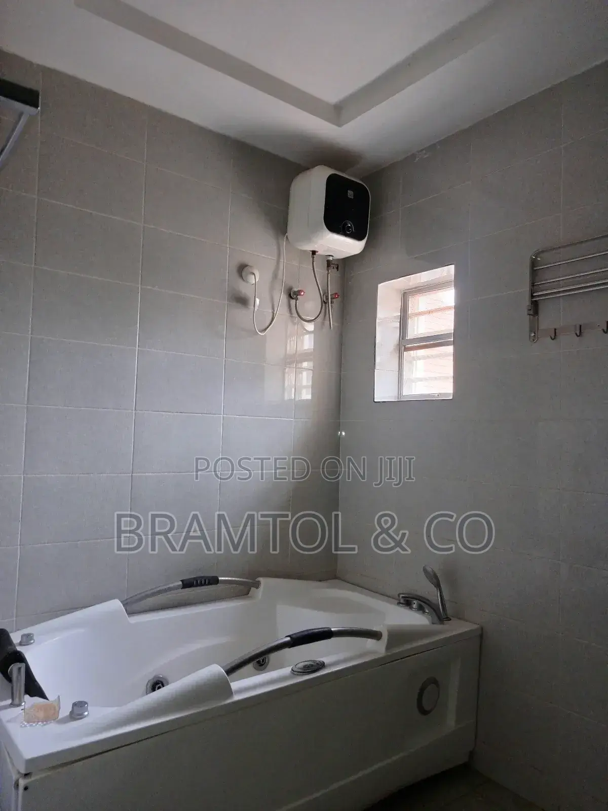 4bdrm Townhouse / Terrace in Wuye for rent in Wuye