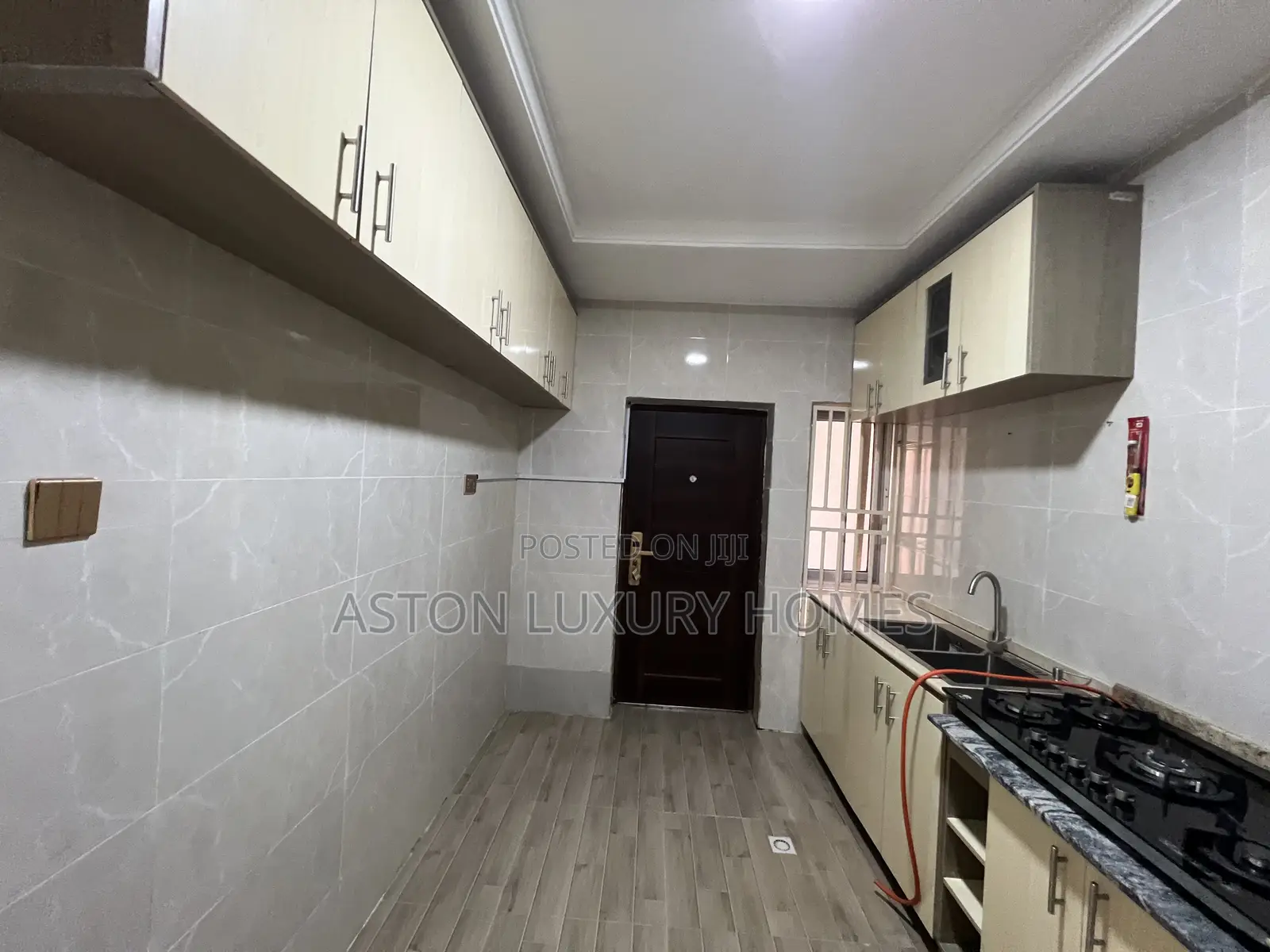Furnished 1bdrm Shared Apartment in Aston Luxury, Apo District for rent in Apo District