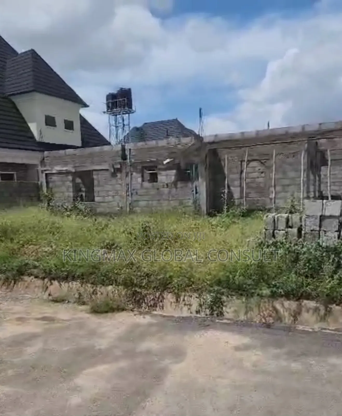 4bdrm Penthouse in Hossana Glory Homes, Lugbe District for sale in Lugbe District