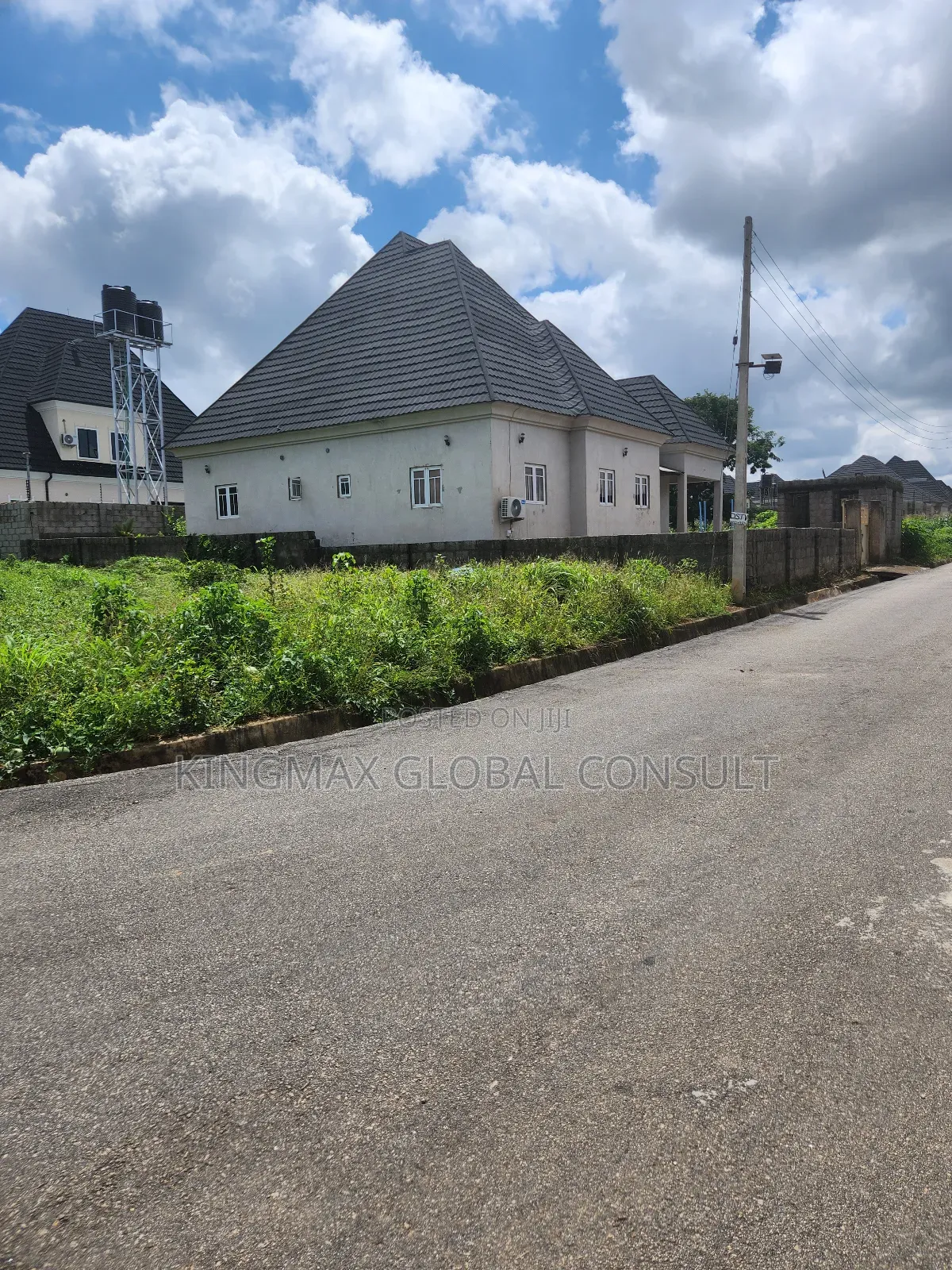 Distress Sale 3 Bedroom Bungalow With Penthouse Plot of Land in Lugbe District