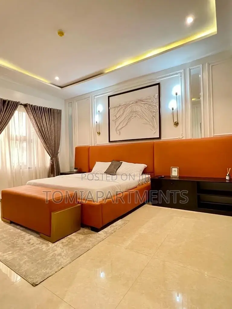 Furnished and Spacious 4 Bedroom Duplex With Swimming Pool in Lekki