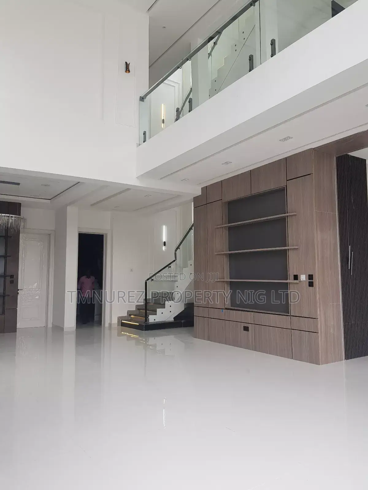5bdrm Duplex in Megamound, Lekki for sale in Lekki