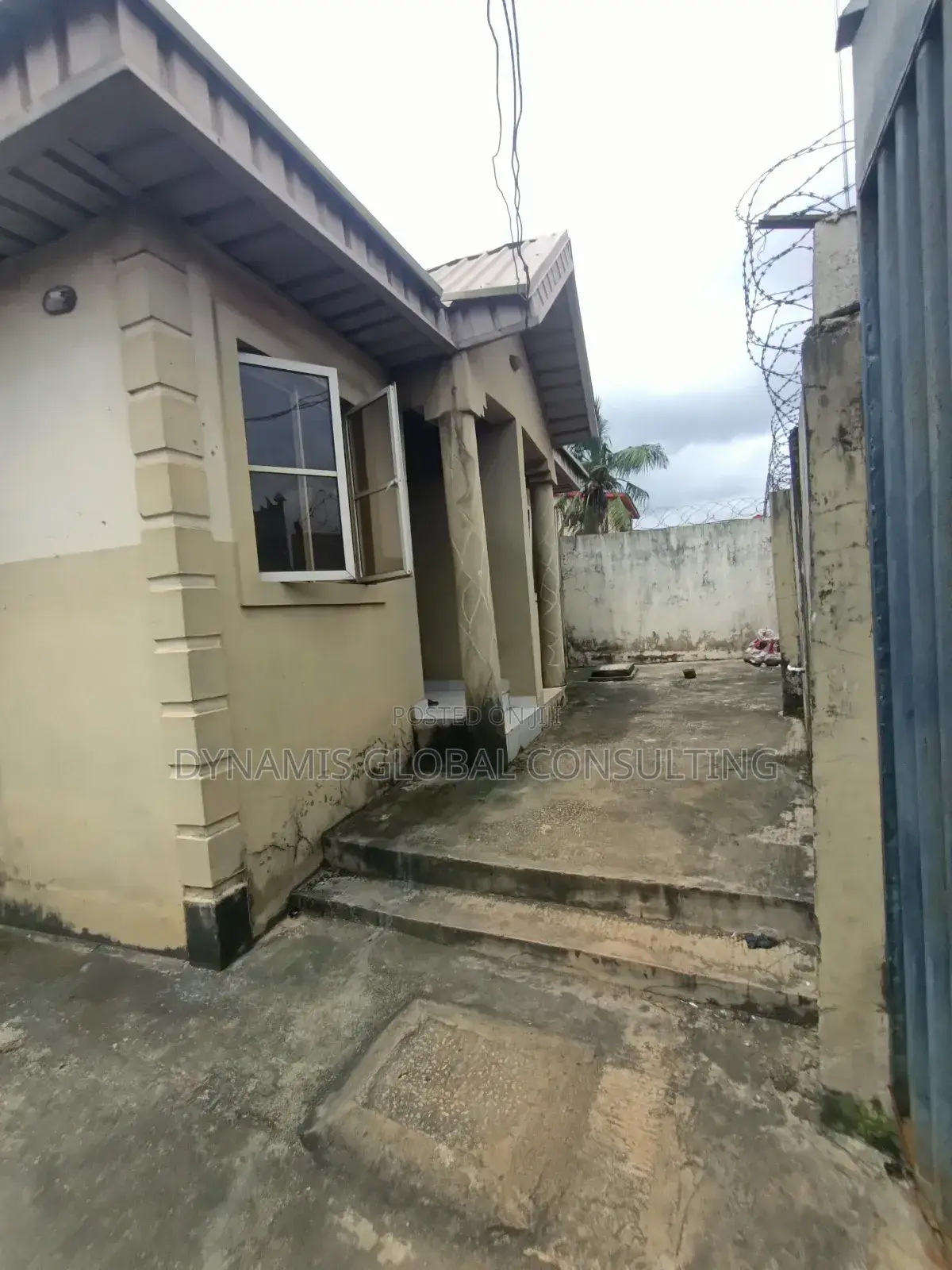 2bdrm Bungalow in Alebiosu Close, Magodo Isheri for sale in Magodo Isheri