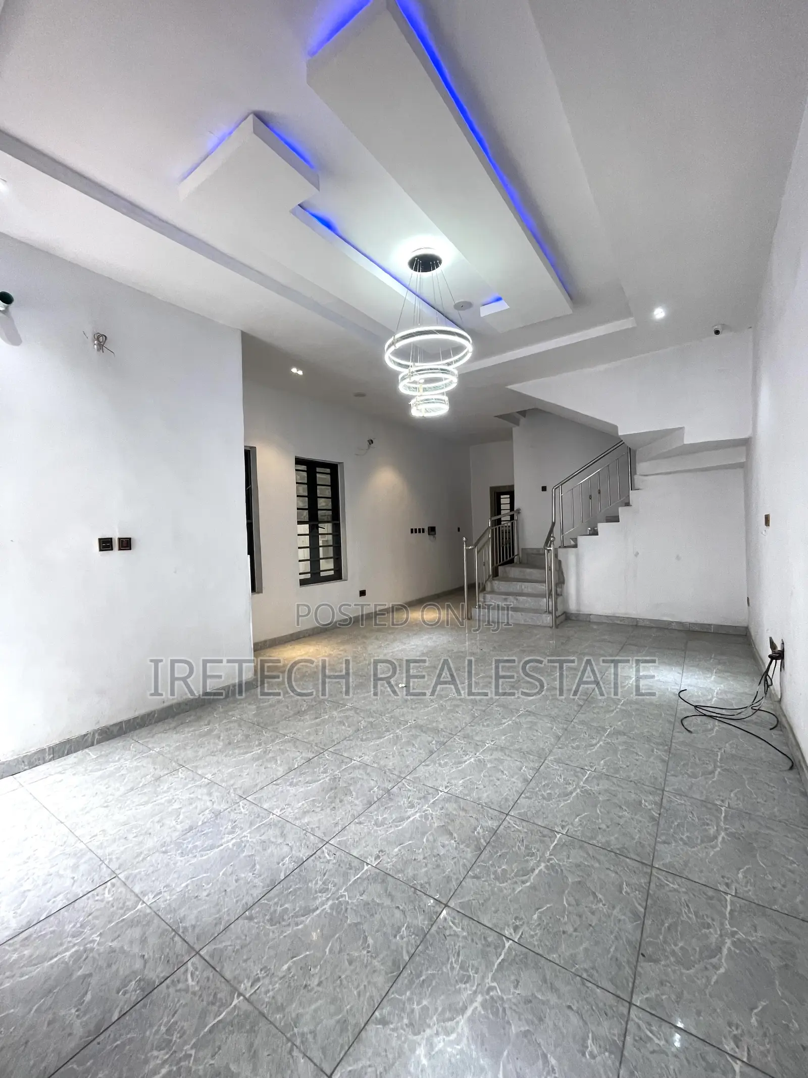 4bdrm Duplex in Orchid Road Lekki for sale in Lekki