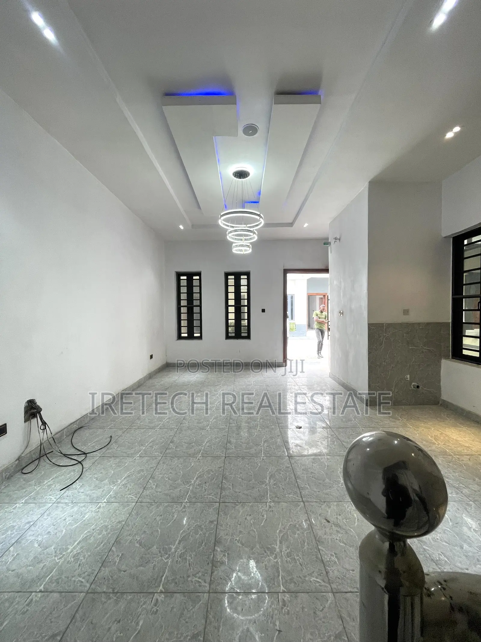 4bdrm Duplex in Orchid Road Lekki for sale in Lekki