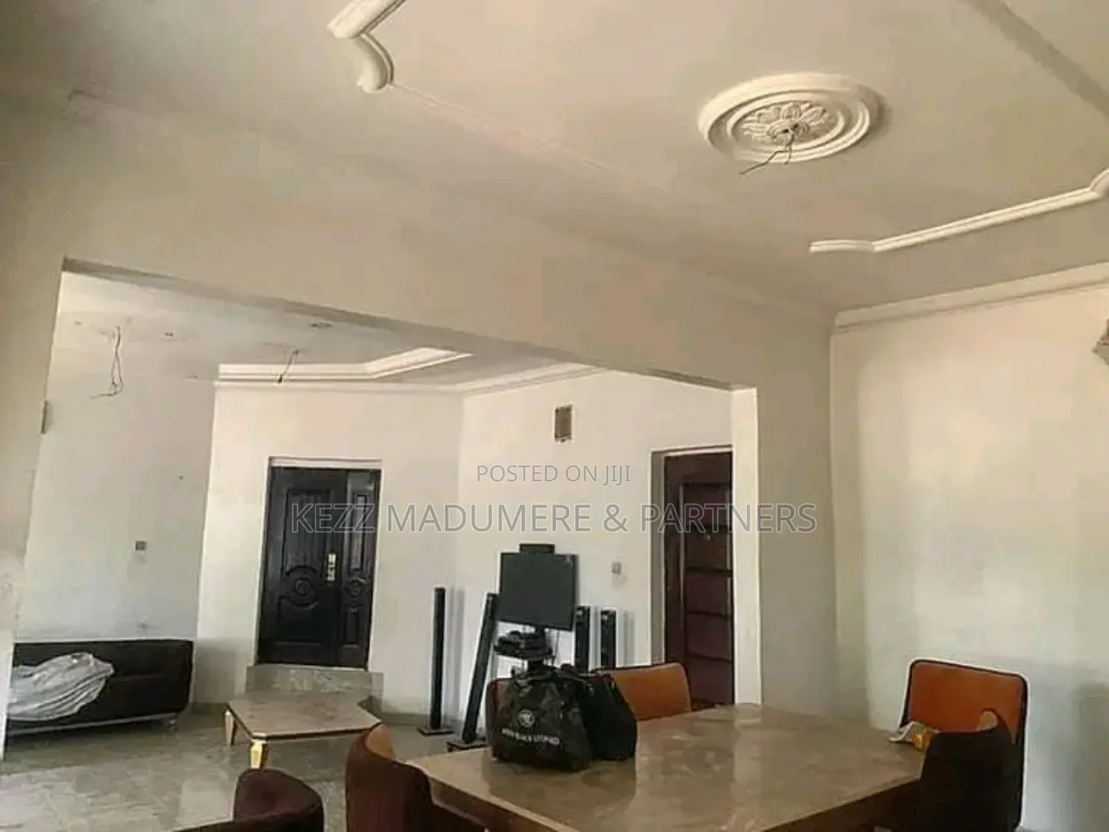 4bdrm Bungalow in Ogbogoro Road , Port for sale in Port-Harcourt