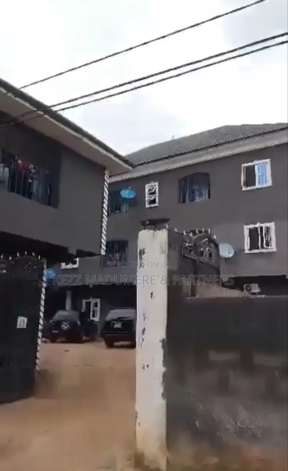 14bdrm Block of Flats in Inside An Estate In for sale in Enugu