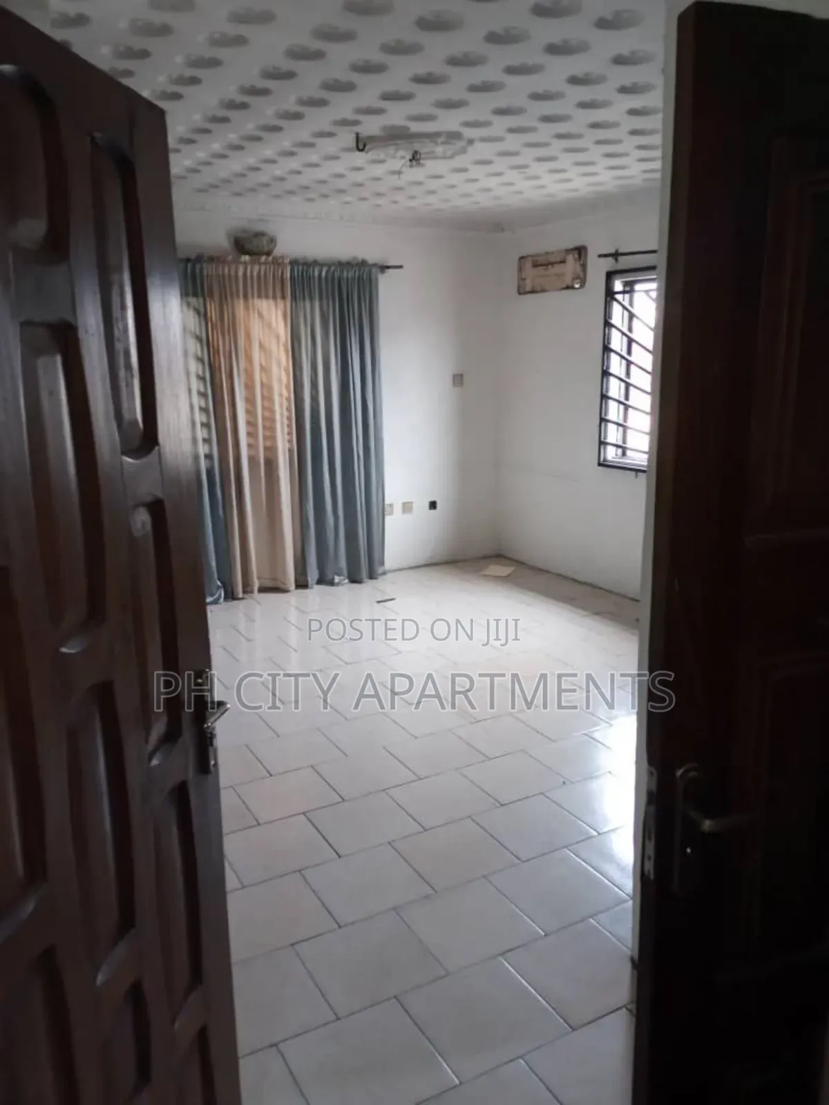 3bdrm Block of Flats in Stadium Road, Port-Harcourt for rent in Port-Harcourt