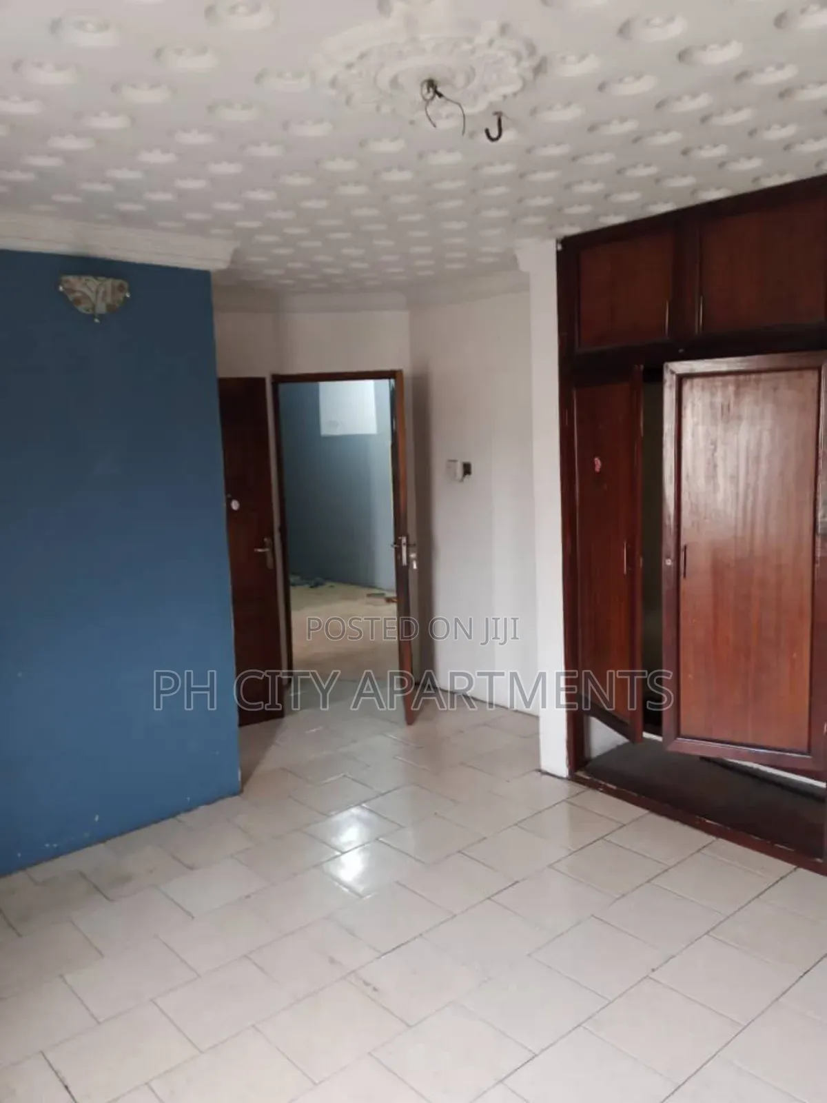3bdrm Block of Flats in Stadium Road, Port-Harcourt for rent in Port-Harcourt