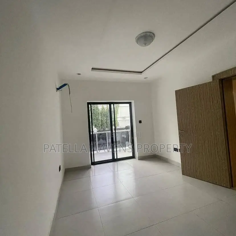 Magnificently Built With Proper Interior In Lifecamp in Life Camp