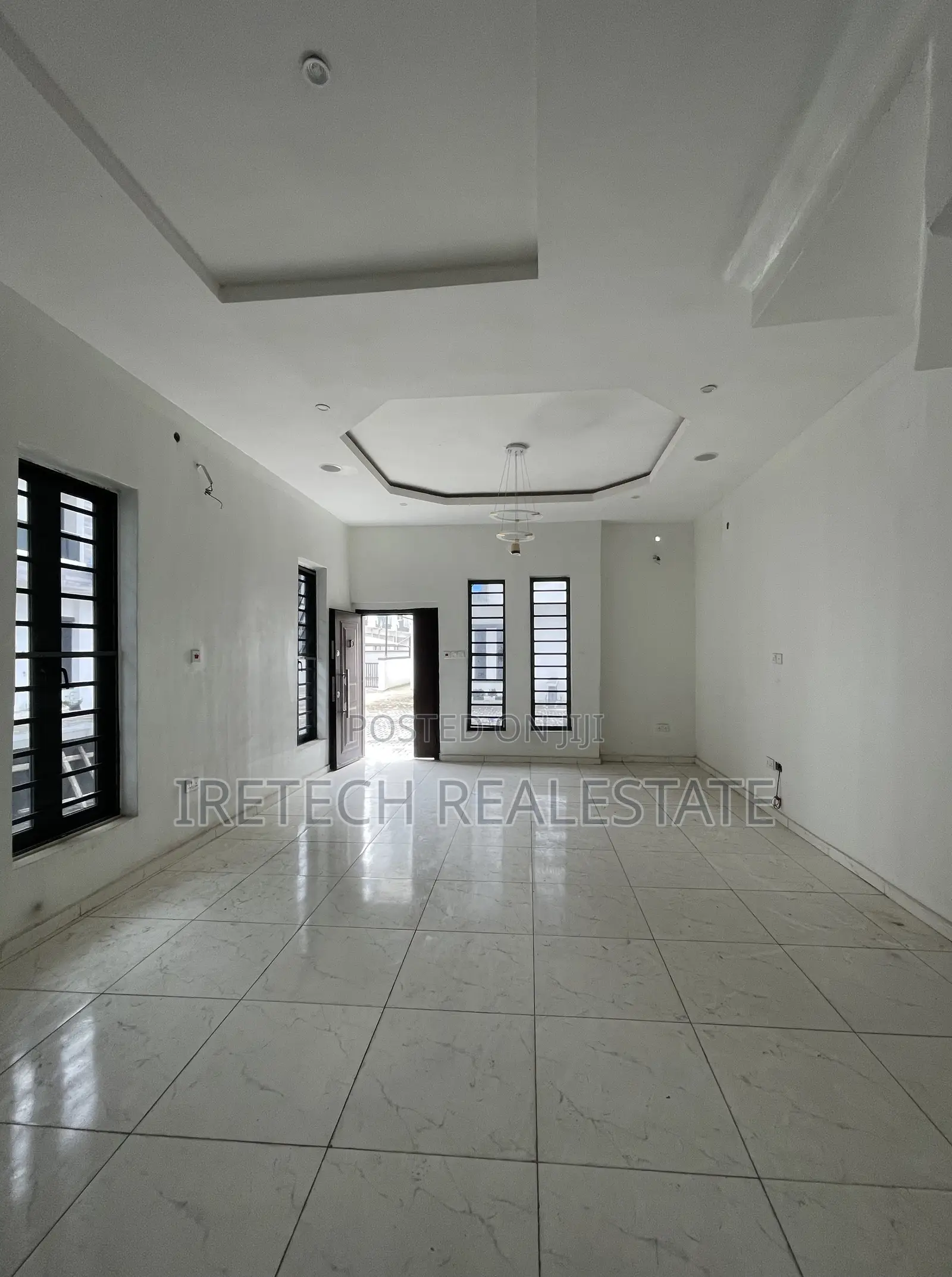 4bdrm Duplex in Orchid Road Gated, Lekki for sale in Lekki