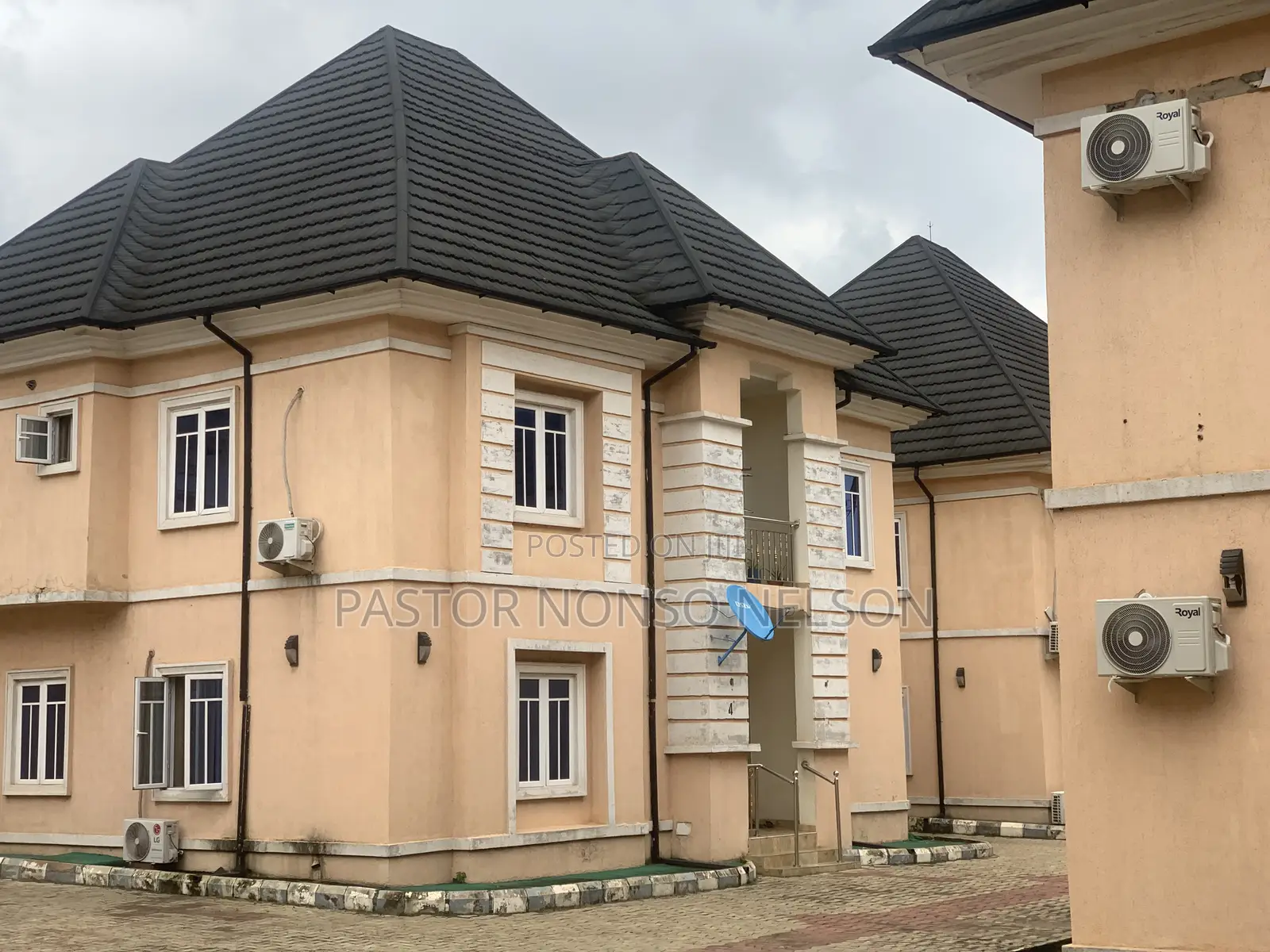Estate for Sale(Six Detached Duplex) for Sale in Owerri