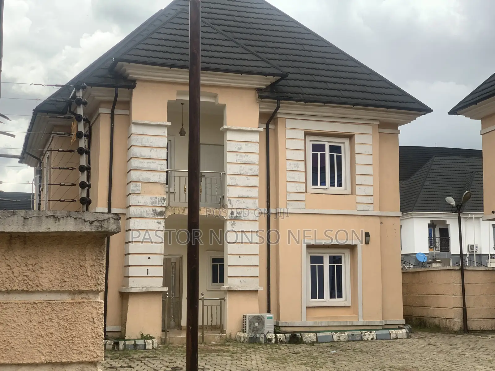 Estate for Sale(Six Detached Duplex) for Sale in Owerri