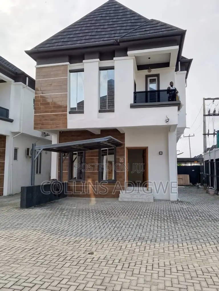 4bdrm Duplex in Orchid Chevron Lekki for sale in Chevron