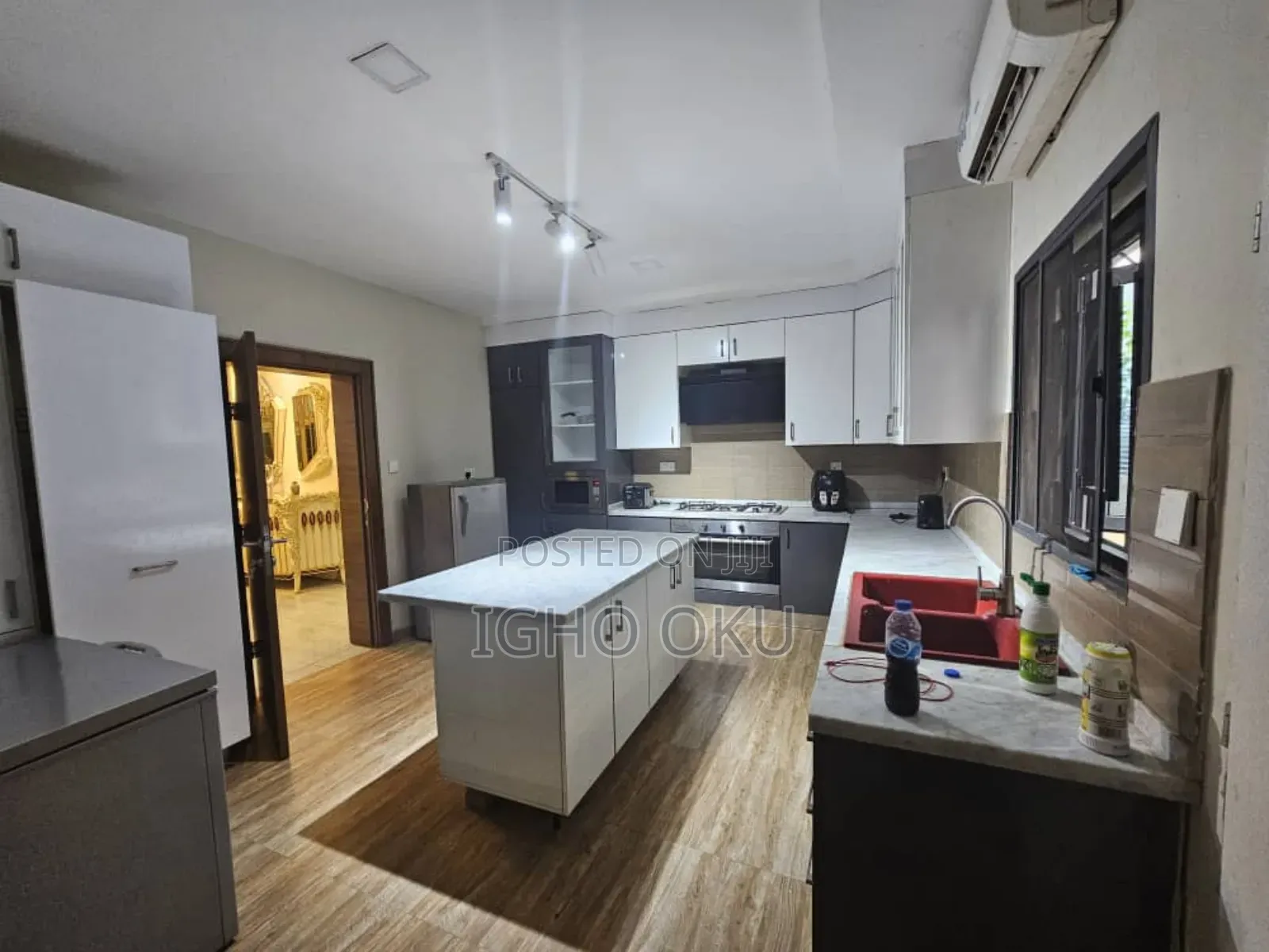 Stunning 5-Bedroom Fully Furnished Duplex for Sale in Wuye