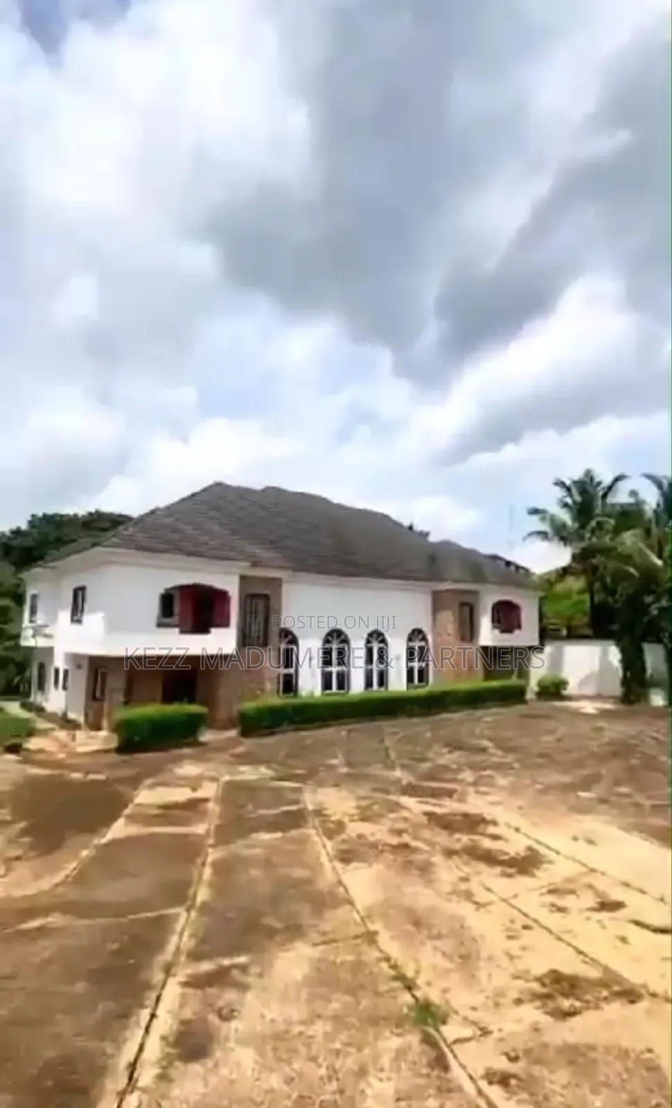 4bdrm Duplex in Old Gra , Enugu , for sale in Enugu