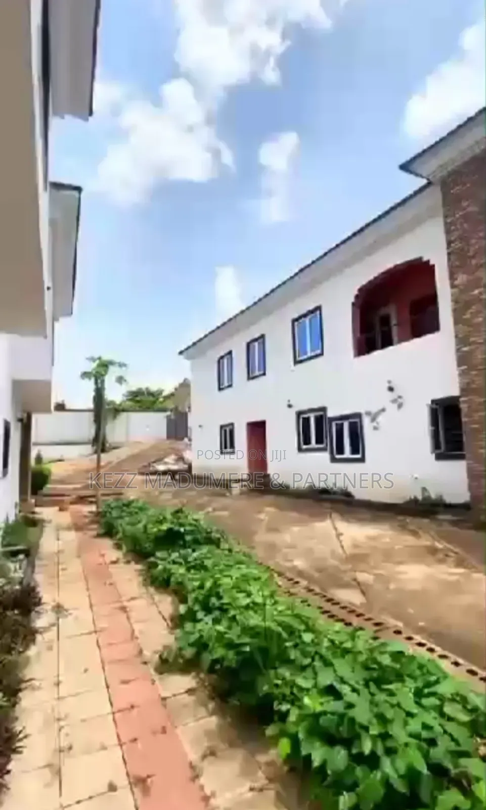 4bdrm Duplex in Old Gra , Enugu , for sale in Enugu