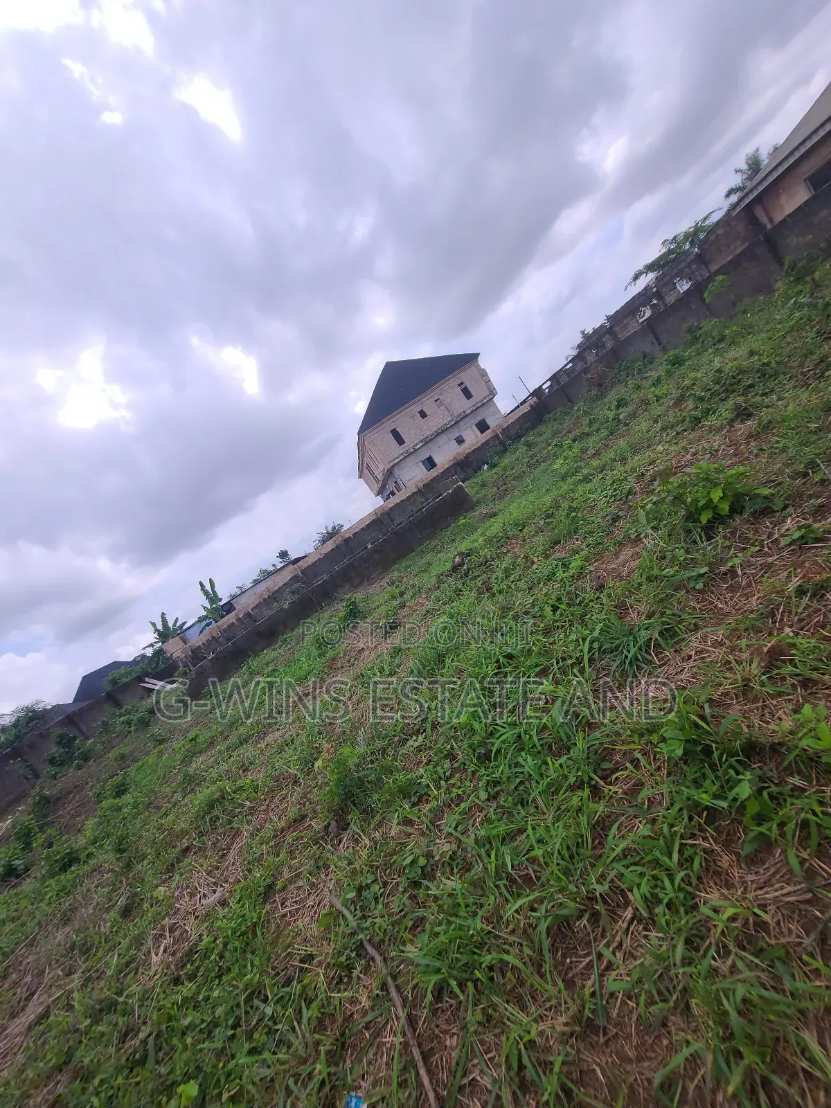 Sweet Airport Road 100x100ft Land in Benin City