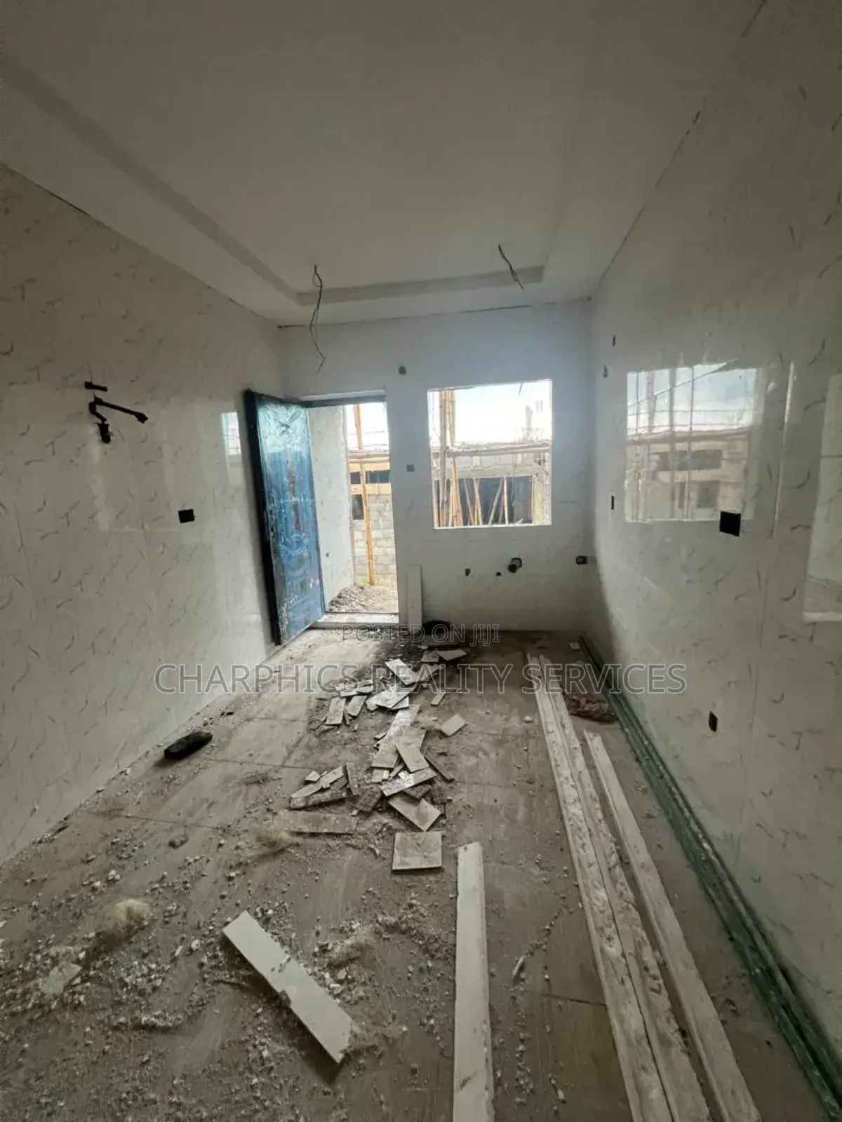 2bdrm Block of Flats in Kiami for sale in Kiami