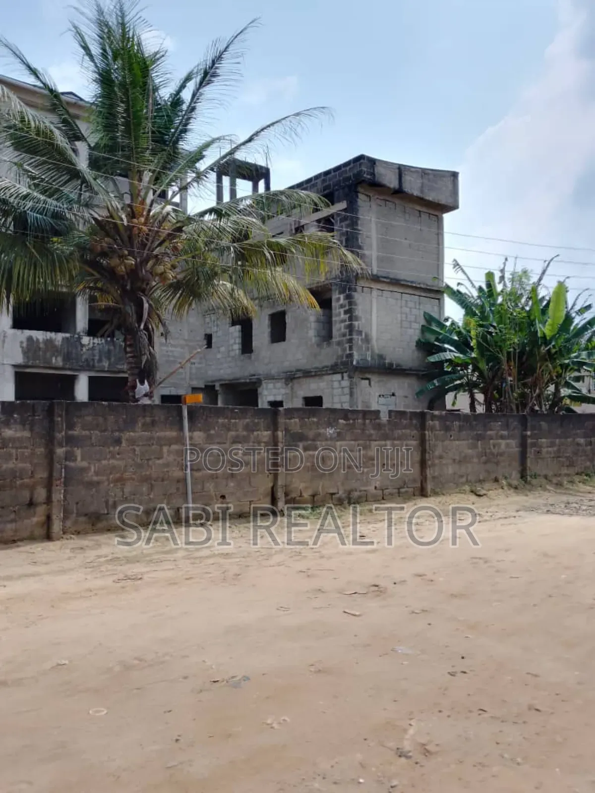 Solidly Built Hotel for Sale, 85% to Completion in Obafemi-Owode