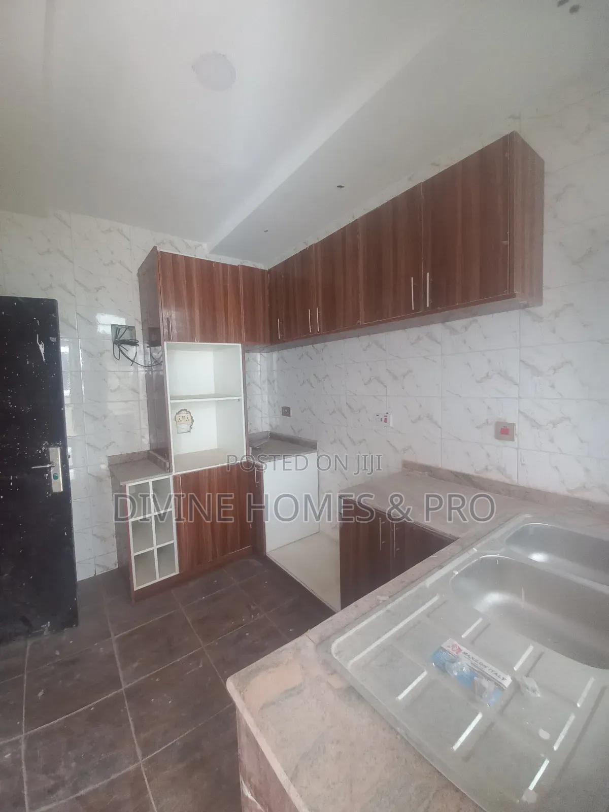 2bdrm Block of Flats in Dantata Estate, Gwarinpa for sale in Gwarinpa